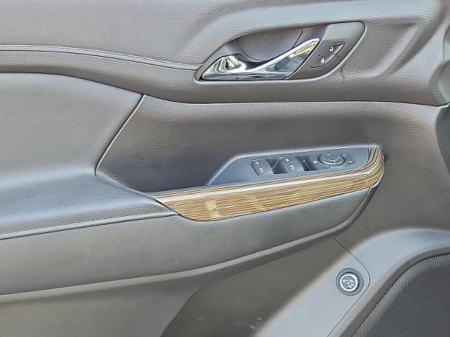 2023 GMC Acadia Vehicle Photo in TREVOSE, PA 19053-4984