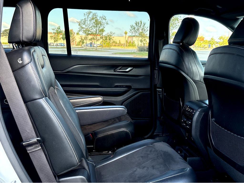 2023 Jeep Grand Cherokee L Vehicle Photo in POOLER, GA 31322-3252