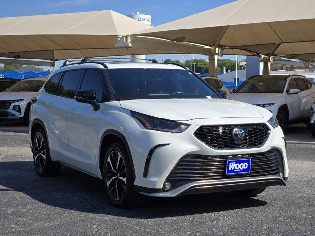 2021 Toyota Highlander Vehicle Photo in Decatur, TX 76234
