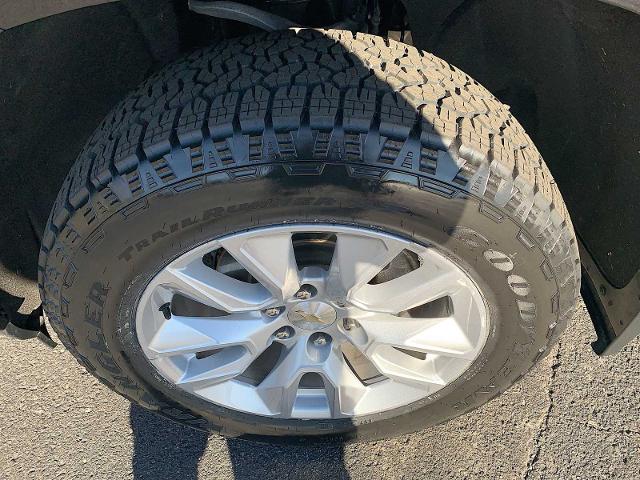 2020 Chevrolet Silverado 1500 Vehicle Photo in MOON TOWNSHIP, PA 15108-2571