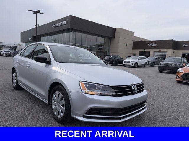 2016 Volkswagen Jetta Sedan Vehicle Photo in Merrillville, IN 46410