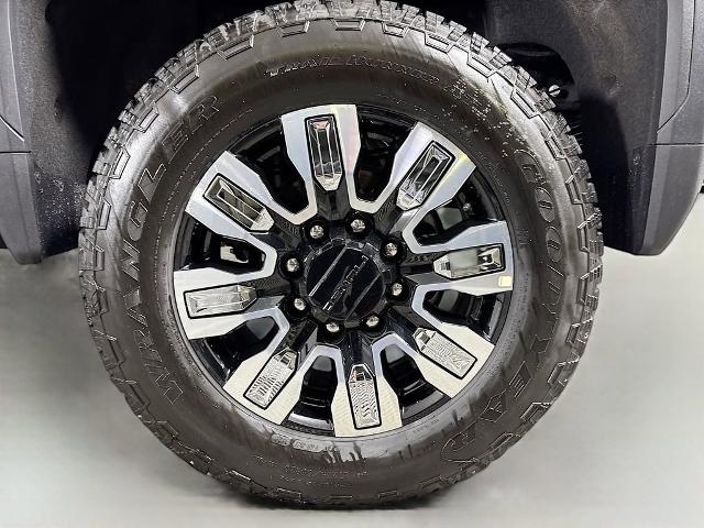 2025 GMC Sierra 2500 HD Vehicle Photo in PUYALLUP, WA 98371-4149