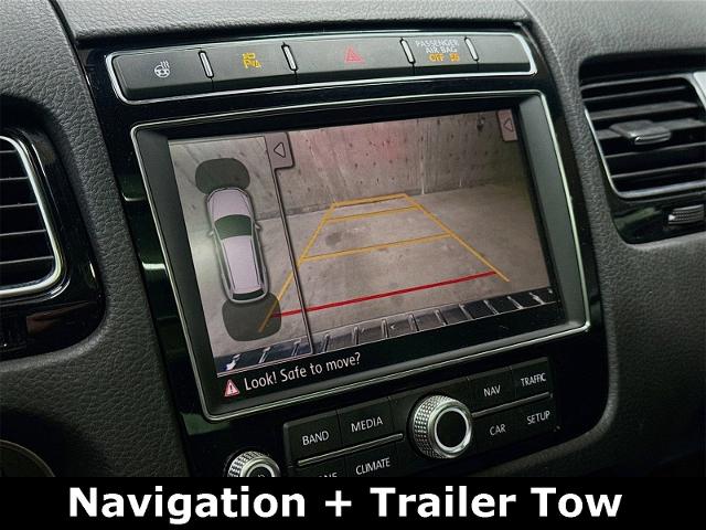 2017 Volkswagen Touareg Vehicle Photo in EVERETT, WA 98203-5662
