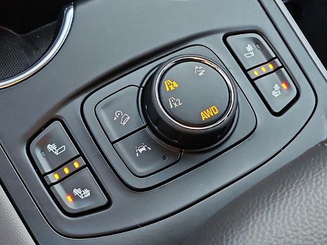 2023 GMC Terrain Vehicle Photo in TREVOSE, PA 19053-4984