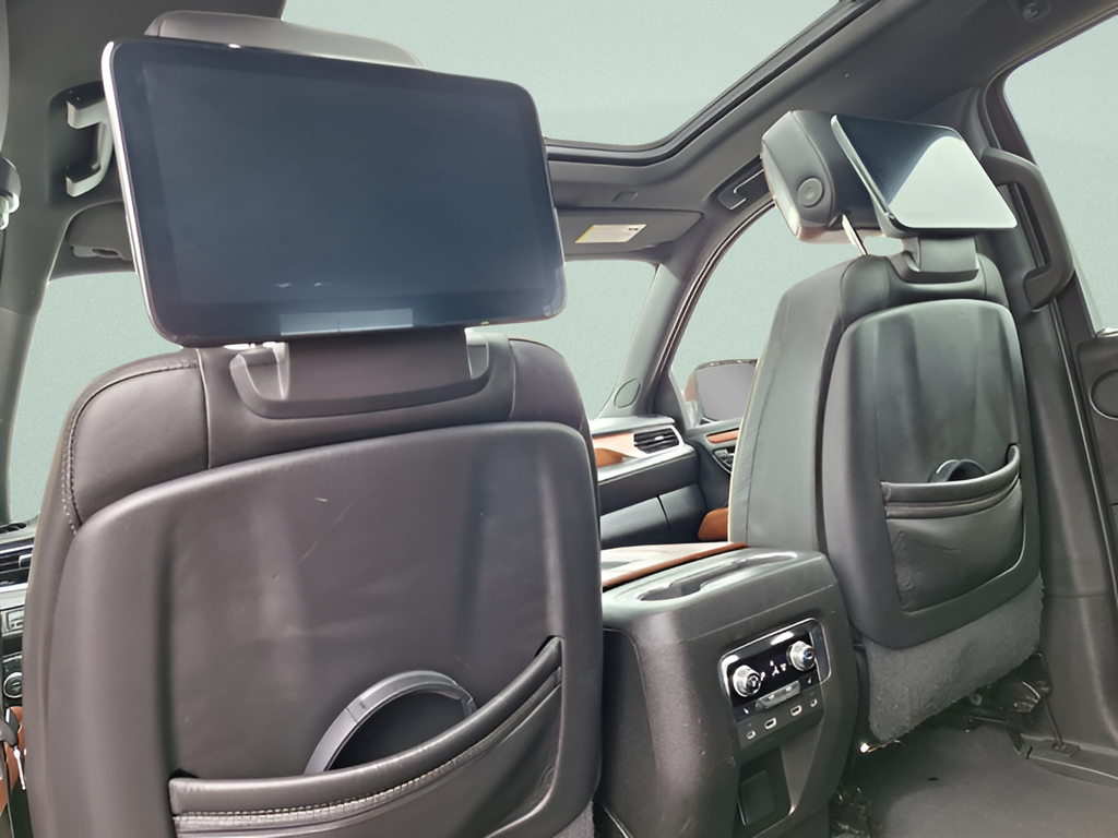 2023 GMC Yukon Denali Ultimate - 11