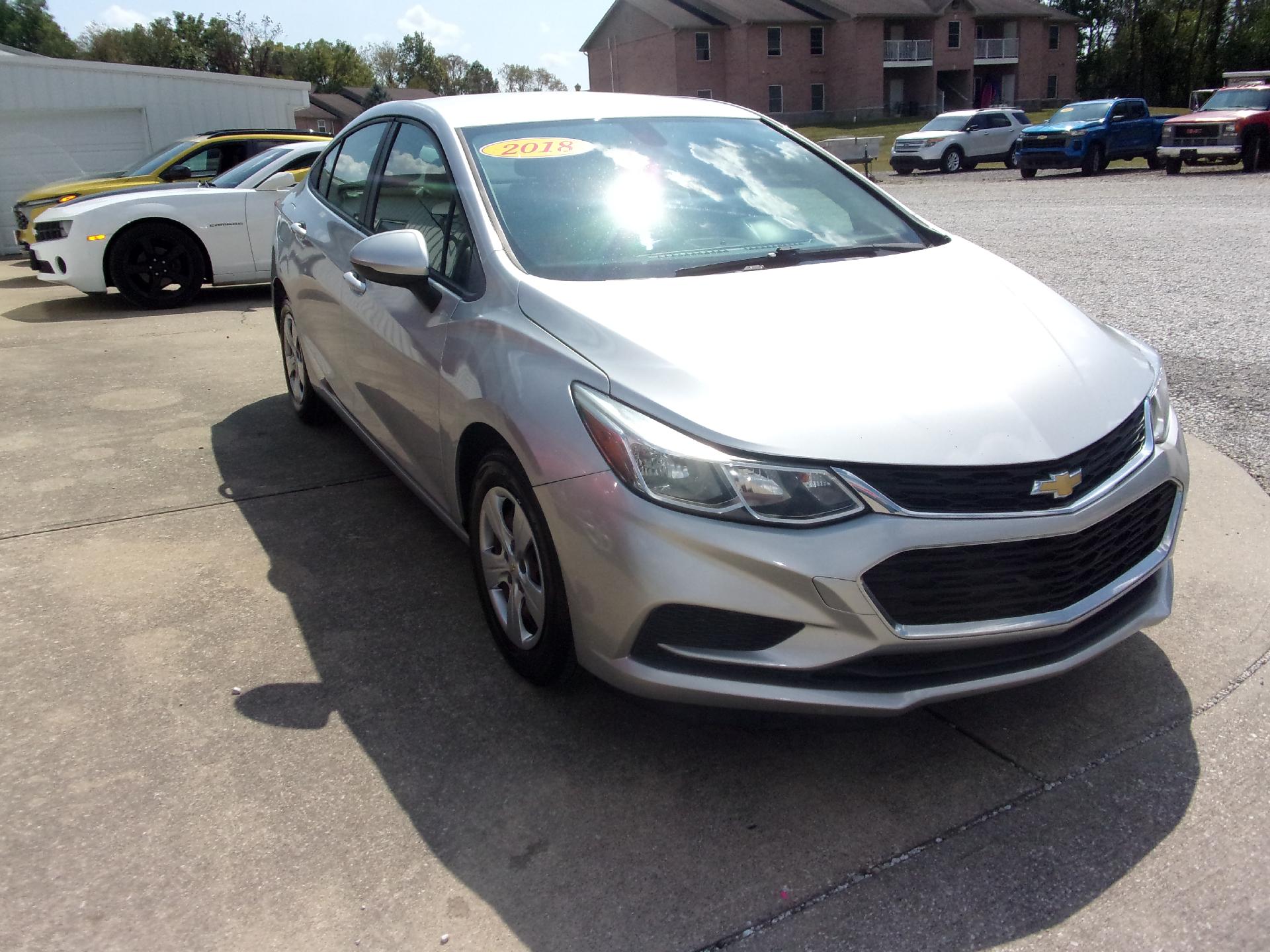 2018 Chevrolet Cruze Vehicle Photo in ORLEANS, IN 47452-9283