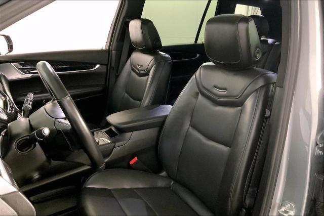 2025 Cadillac XT6 Vehicle Photo in INDEPENDENCE, MO 64055-1314