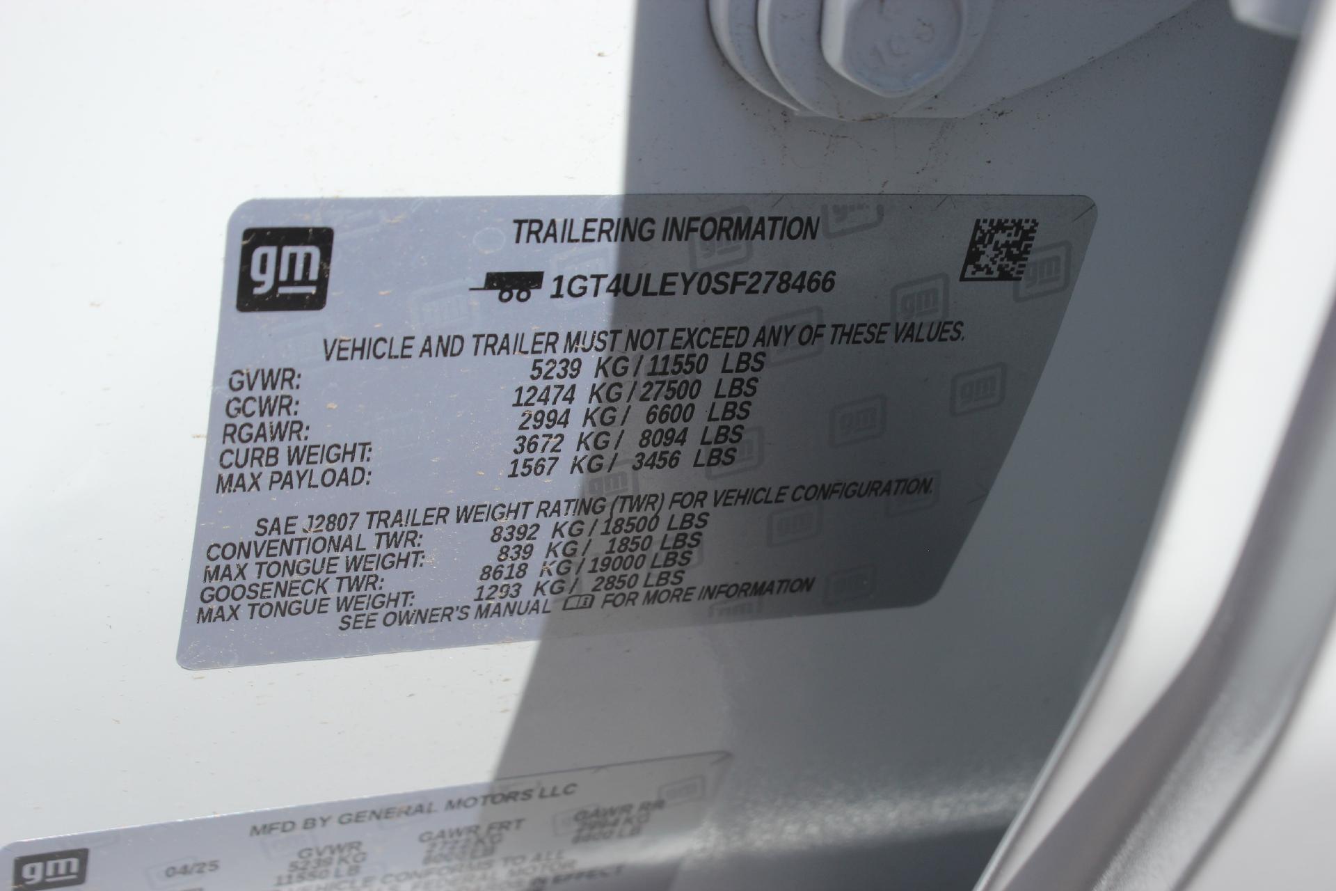 2025 GMC Sierra 2500 HD Vehicle Photo in AURORA, CO 80012-4011