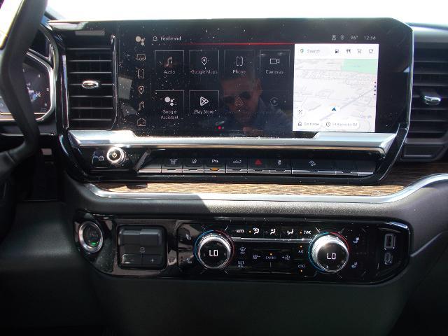 2025 GMC Sierra 2500 HD Vehicle Photo in LOWELL, MA 01852-4336