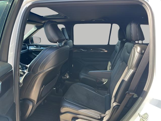 2023 Jeep Grand Cherokee L Vehicle Photo in MANITOWOC, WI 54220-5838