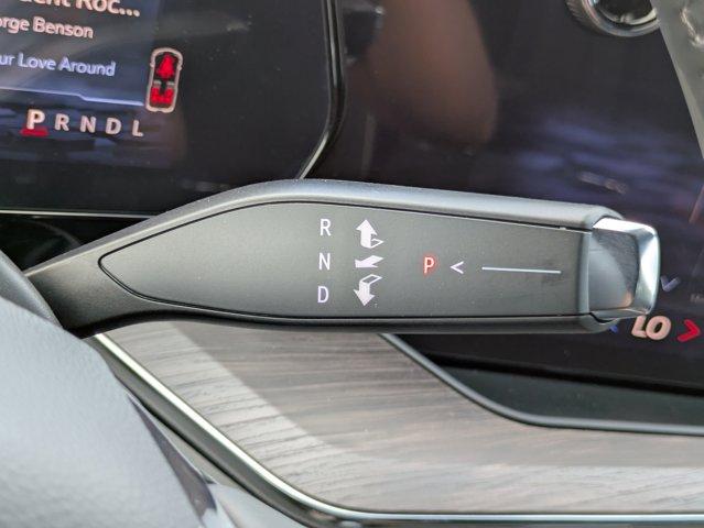 2025 Chevrolet Suburban Vehicle Photo in BRUNSWICK, GA 31525-1881