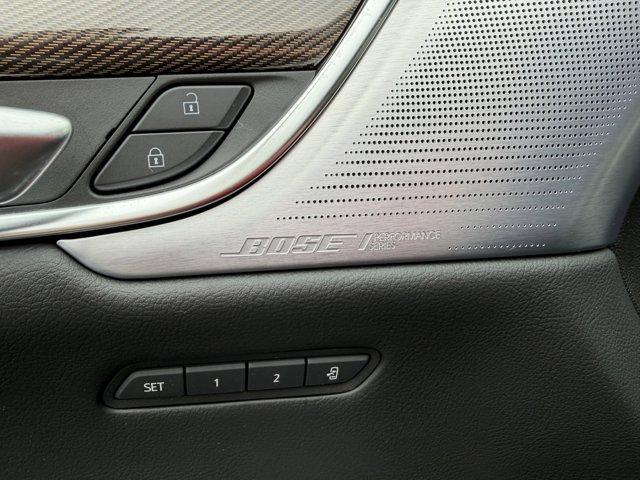 2024 Cadillac XT5 Vehicle Photo in LEOMINSTER, MA 01453-2952