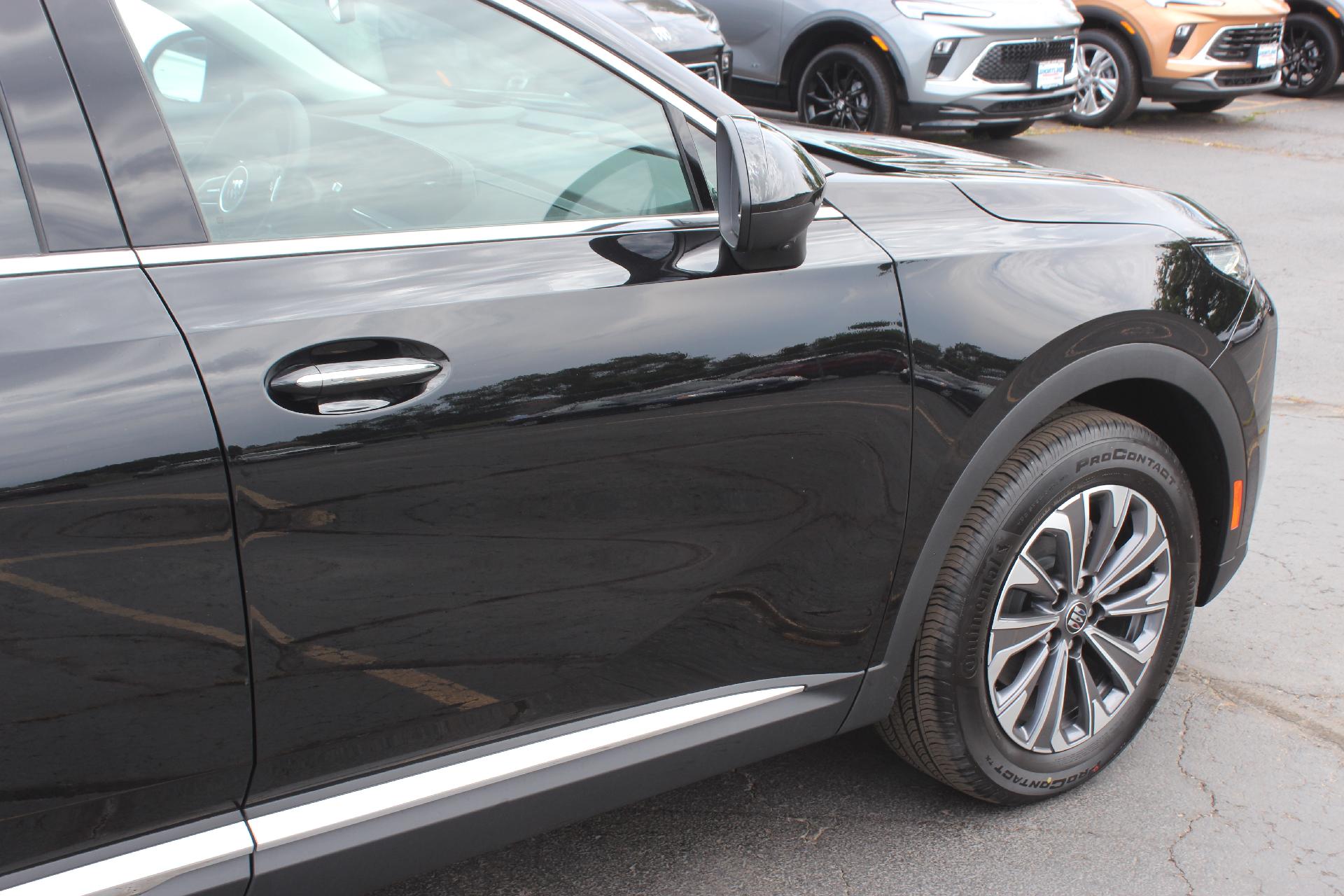 2025 Buick Envision Vehicle Photo in AURORA, CO 80012-4011