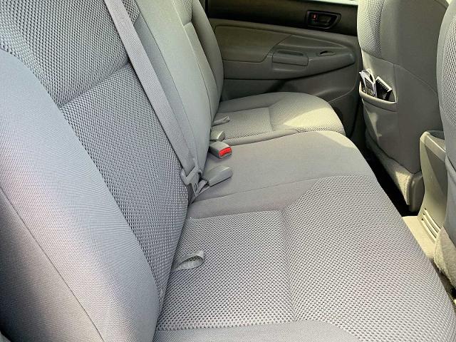 2008 Toyota Tacoma Vehicle Photo in MOON TOWNSHIP, PA 15108-2571