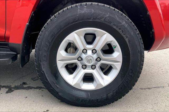 2016 Toyota 4Runner Vehicle Photo in KANSAS CITY, MO 64114-4502