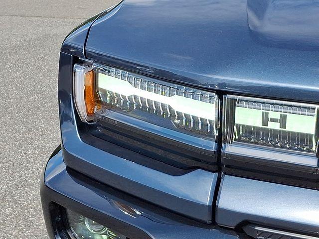 2025 GMC HUMMER EV SUV Vehicle Photo in DANBURY, CT 06810-5034