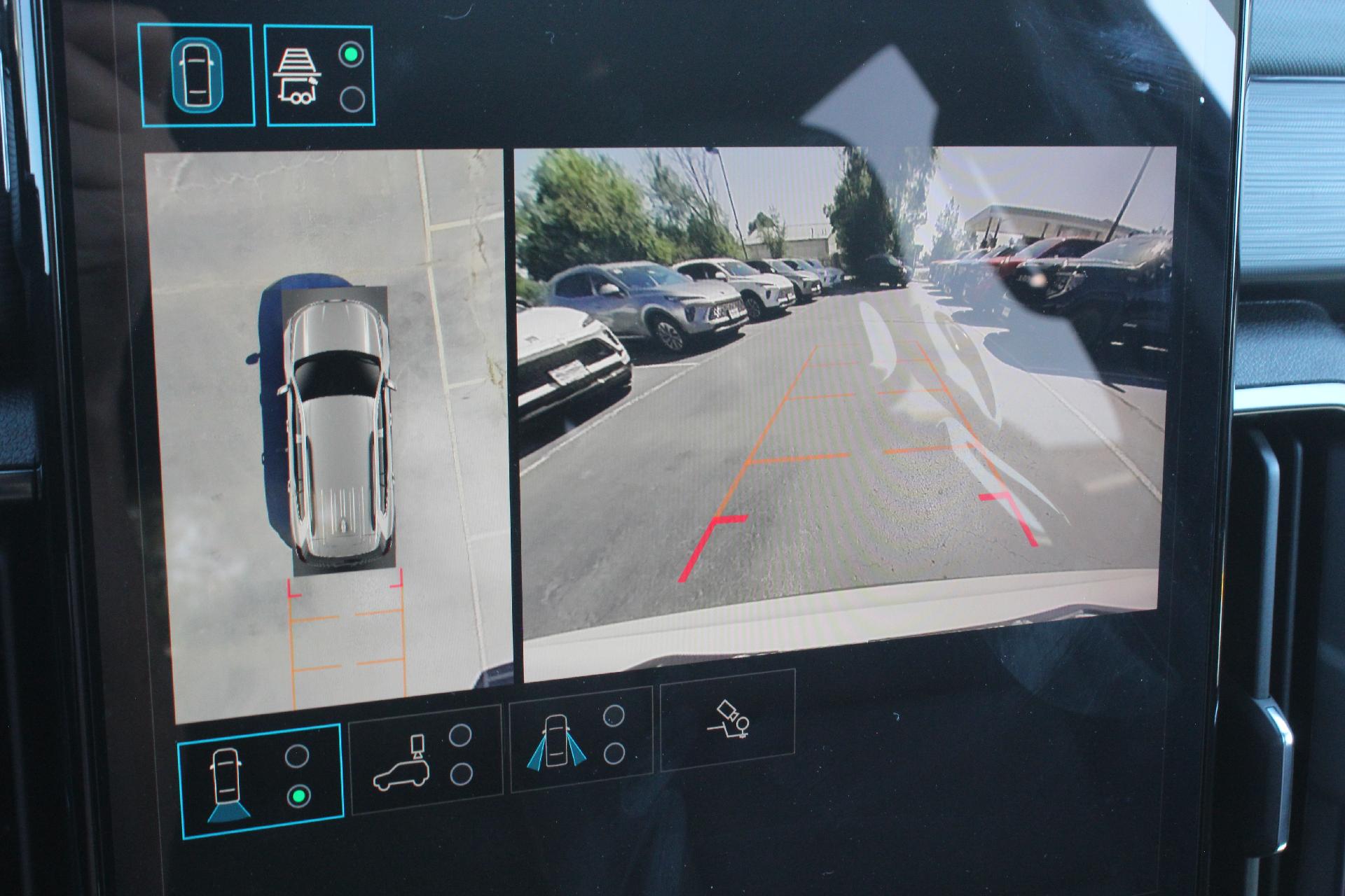 2025 GMC Acadia Vehicle Photo in AURORA, CO 80012-4011