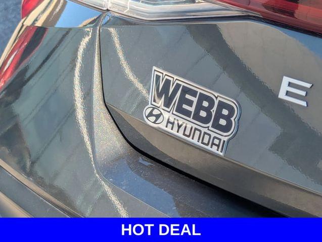 2024 Hyundai ELANTRA Vehicle Photo in Merrillville, IN 46410