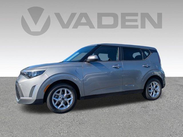 2023 Kia Soul Vehicle Photo in BRUNSWICK, GA 31525-1881