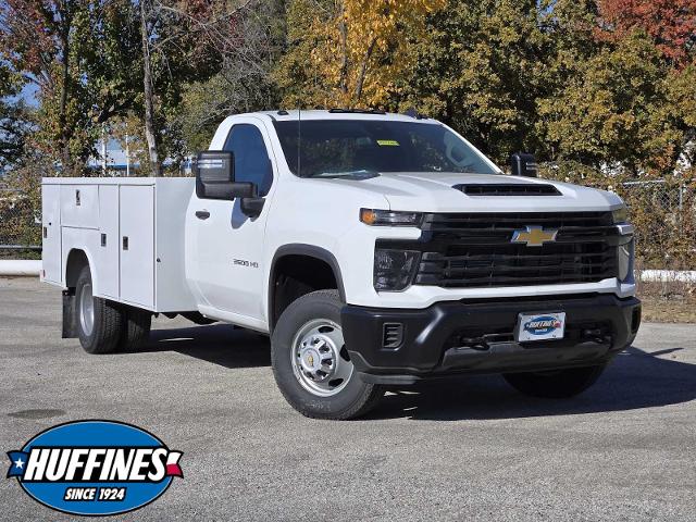 2024 Chevrolet Silverado 3500 HD CC Vehicle Photo in LEWISVILLE, TX 75067