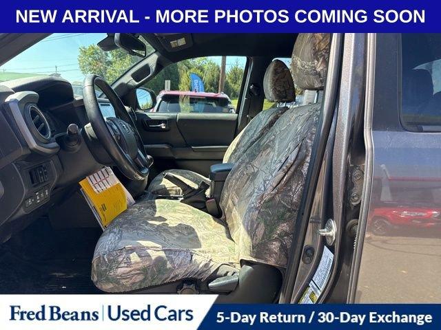 2018 Toyota Tacoma Vehicle Photo in Flemington, NJ 08822