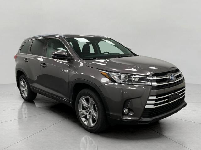 2017 Toyota Highlander Vehicle Photo in Appleton, WI 54913