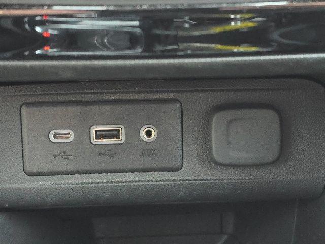 2023 Buick Encore GX Vehicle Photo in Pleasant Hills, PA 15236