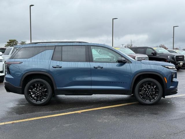 2025 Chevrolet Traverse Vehicle Photo in COLUMBIA, MO 65203-3903