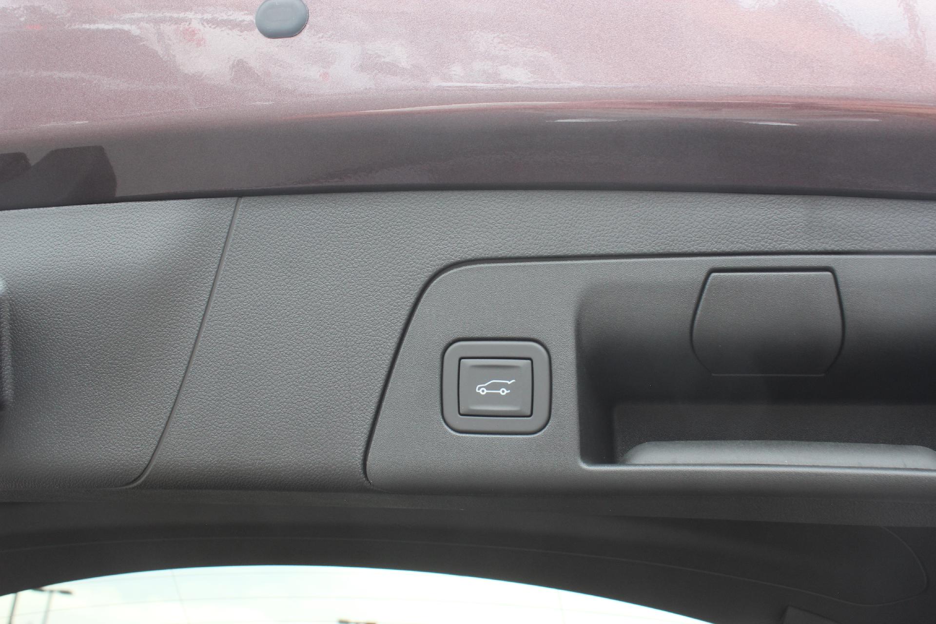 2025 Buick Envision Vehicle Photo in AURORA, CO 80012-4011