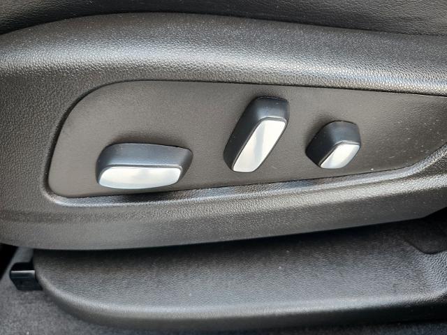 2023 Cadillac XT5 Vehicle Photo in Weatherford, TX 76087