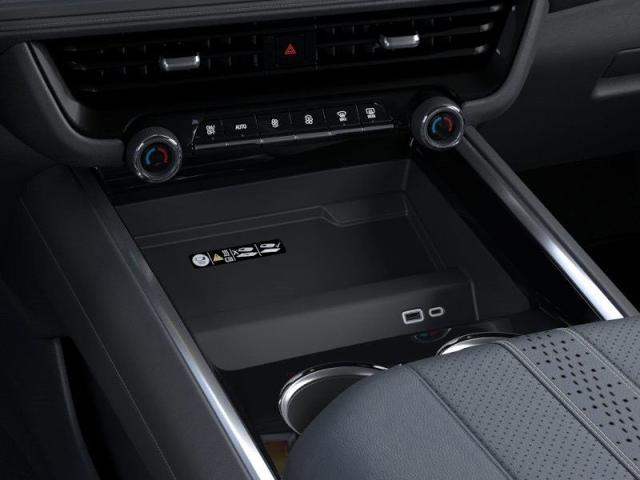 2026 Chevrolet Suburban Vehicle Photo in EVERETT, WA 98203-5662