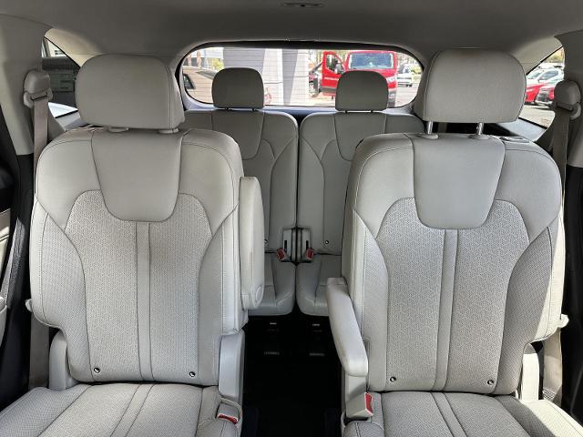 2022 Kia Sorento Plug-In Hybrid Vehicle Photo in Tucson, AZ 85712