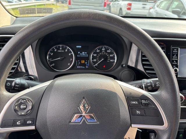 2020 Mitsubishi Outlander Vehicle Photo in Pleasant Hills, PA 15236