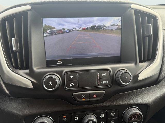 2024 GMC Terrain Vehicle Photo in LEOMINSTER, MA 01453-2952