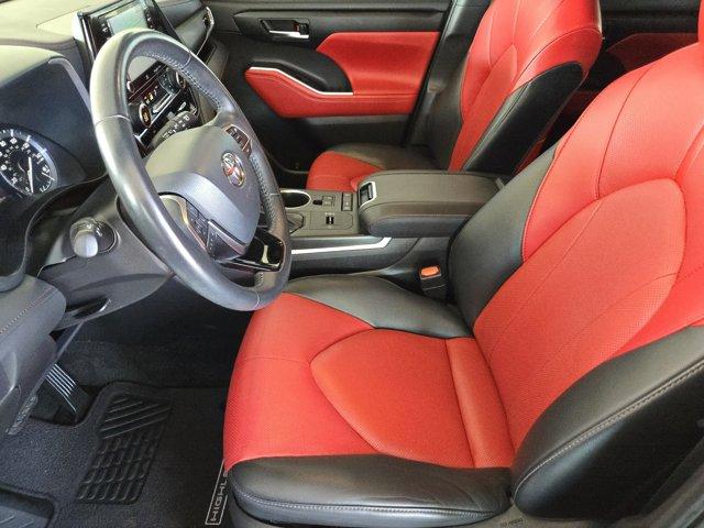 2021 Toyota Highlander Vehicle Photo in Decatur, TX 76234