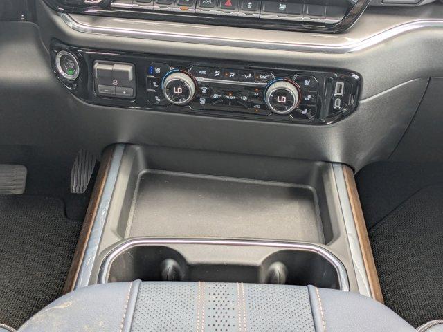 2024 Chevrolet Silverado 3500 HD Vehicle Photo in BRUNSWICK, GA 31525-1881