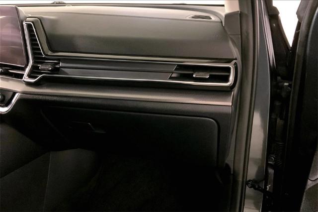 2023 Kia Sportage Vehicle Photo in Lees Summit, MO 64086