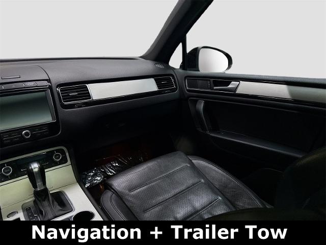 2017 Volkswagen Touareg Vehicle Photo in EVERETT, WA 98203-5662