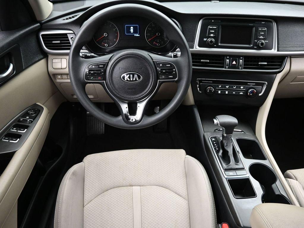 2016 Kia Optima Vehicle Photo in Marion, IA 52302