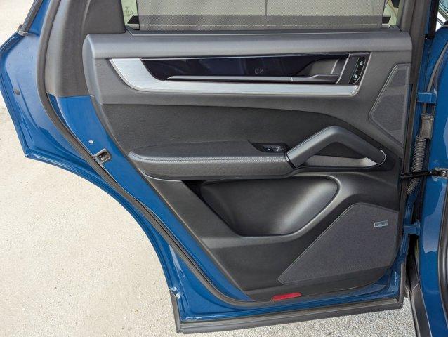 2024 Porsche Cayenne Vehicle Photo in San Antonio, TX 78230