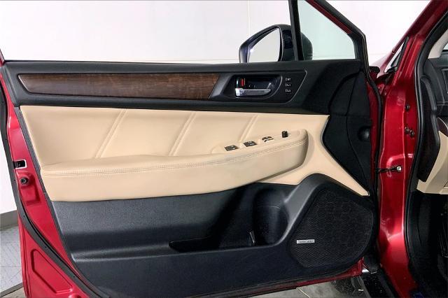 2019 Subaru Outback Vehicle Photo in Lees Summit, MO 64086