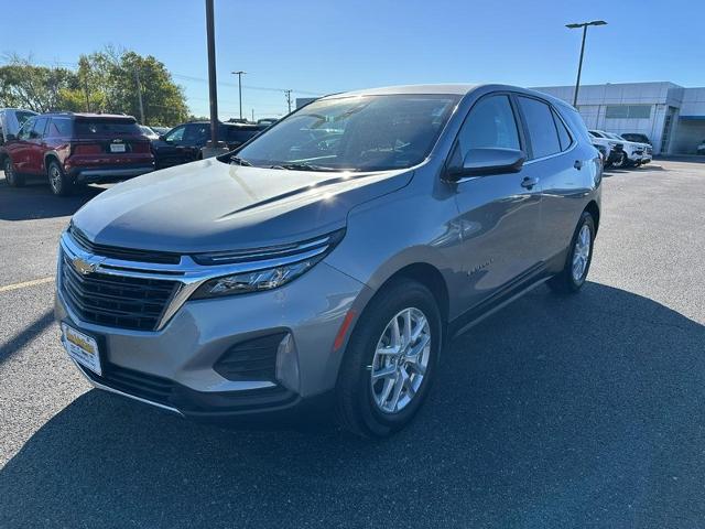 2024 Chevrolet Equinox Vehicle Photo in COLUMBIA, MO 65203-3903