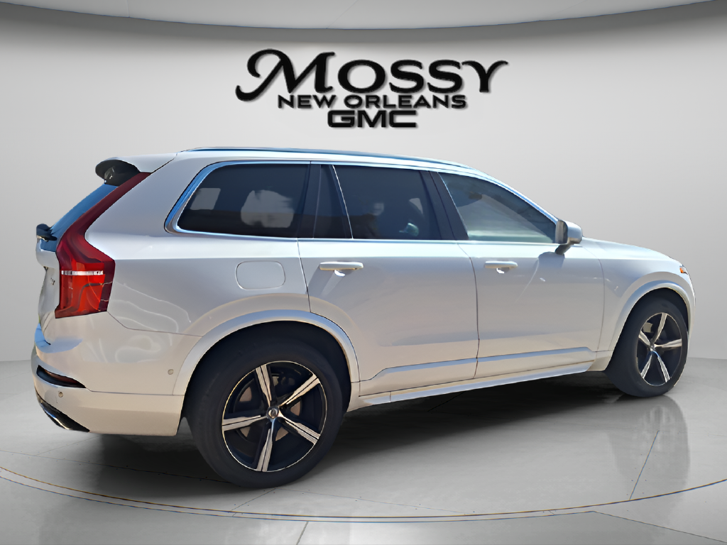 2017 Volvo XC90 photo 5 of 33
