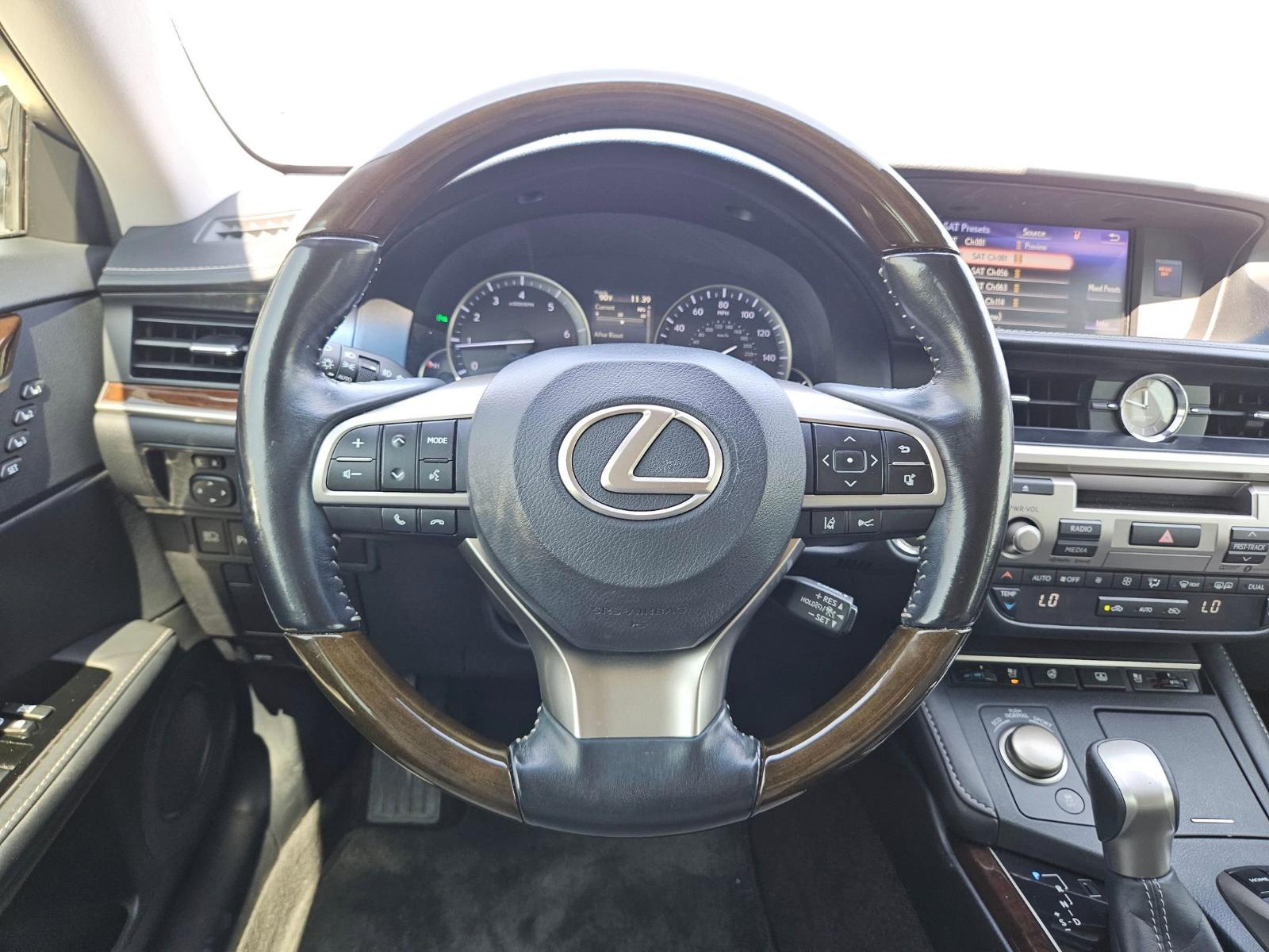 2017 Lexus ES 350 Vehicle Photo in Seguin, TX 78155