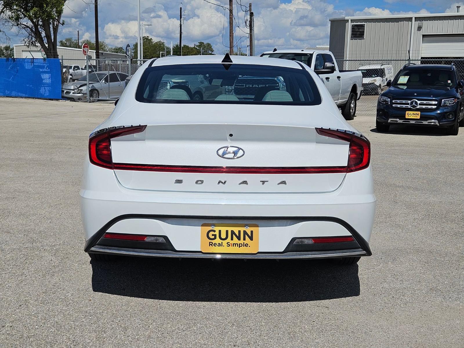 2021 Hyundai SONATA Vehicle Photo in Seguin, TX 78155