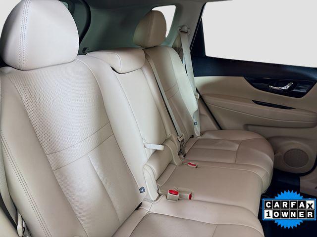 2019 Nissan Rogue Vehicle Photo in Puyallup, WA 98371