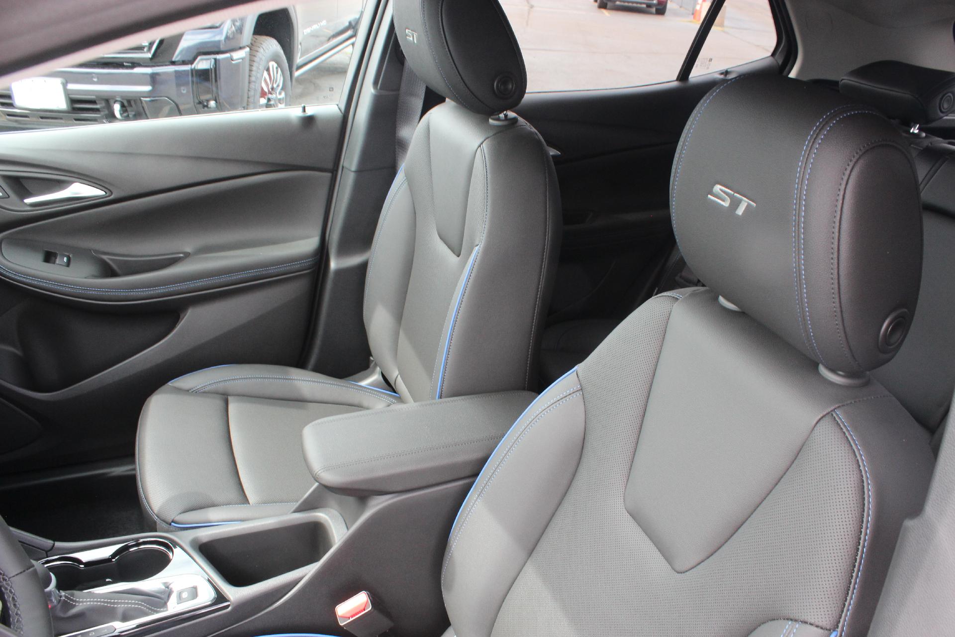 2026 Buick Encore GX Vehicle Photo in AURORA, CO 80012-4011