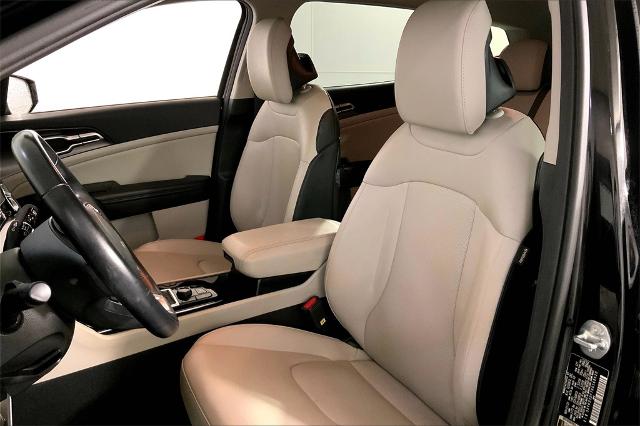 2024 Kia Sportage Vehicle Photo in Lees Summit, MO 64086