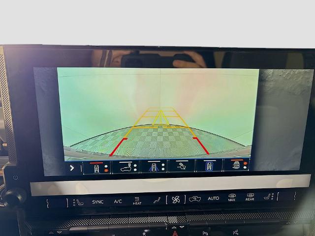 2025 GMC HUMMER EV SUV Vehicle Photo in PUYALLUP, WA 98371-4149