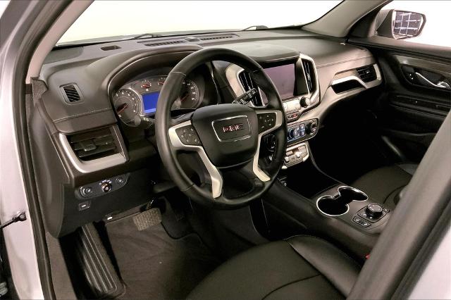 2024 GMC Terrain Vehicle Photo in Lees Summit, MO 64086
